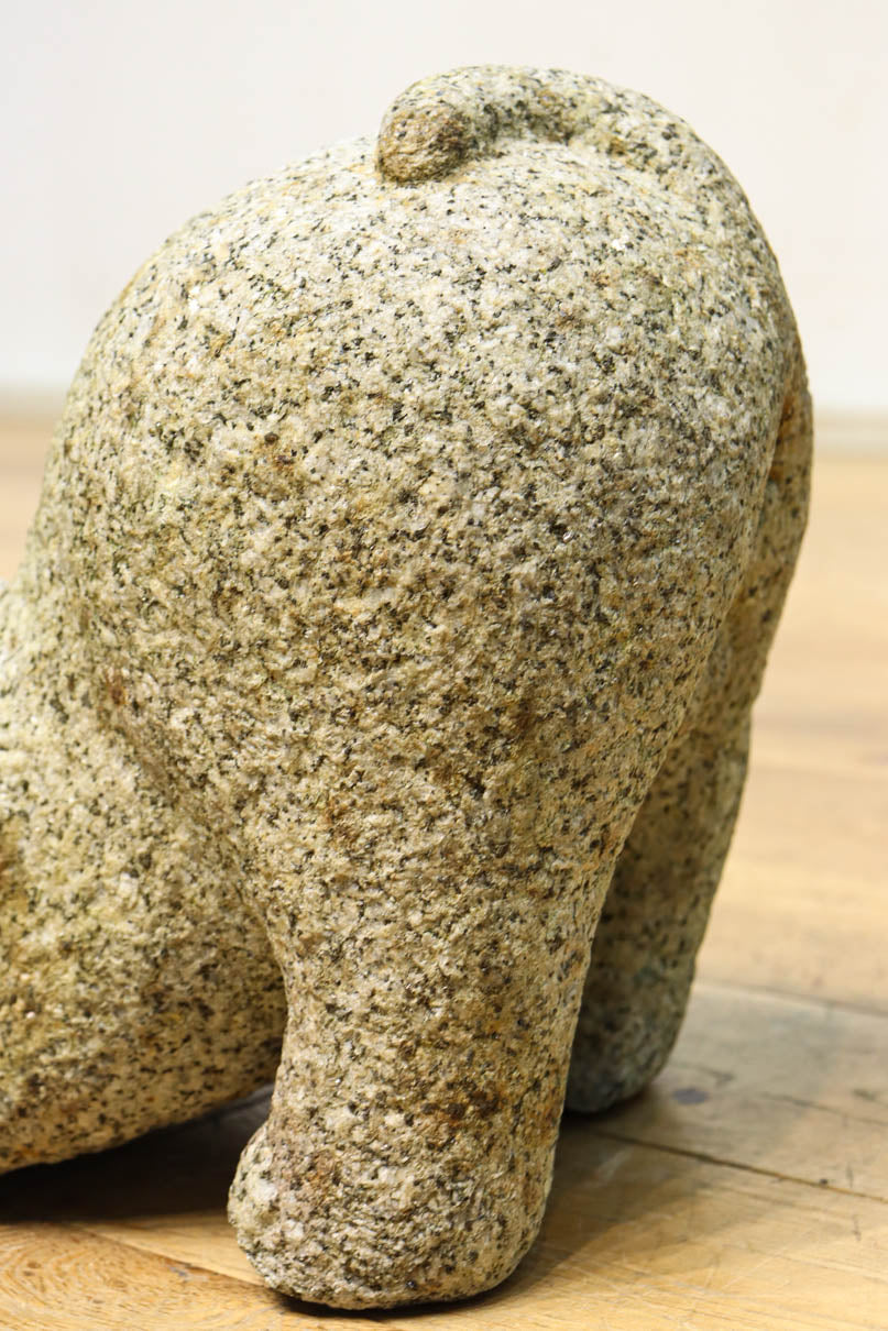 Stone statue of a puppy DC9013
