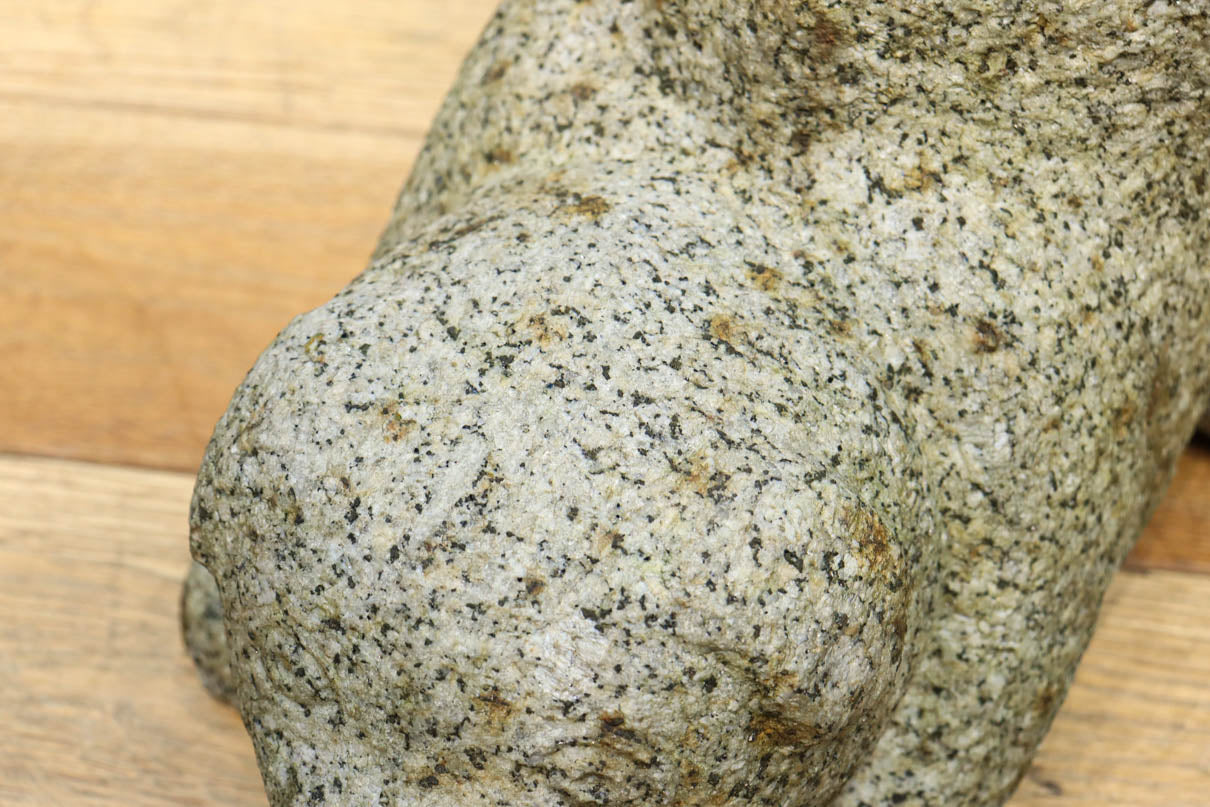Stone statue of a puppy DC9013