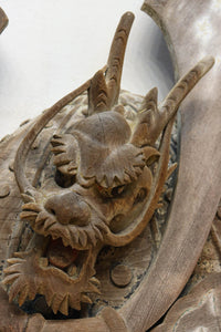 大珍品！！龍を装飾した迫力のある兜の大振りの彫刻飾り　DC9025