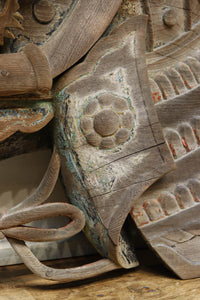 大珍品！！龍を装飾した迫力のある兜の大振りの彫刻飾り　DC9025