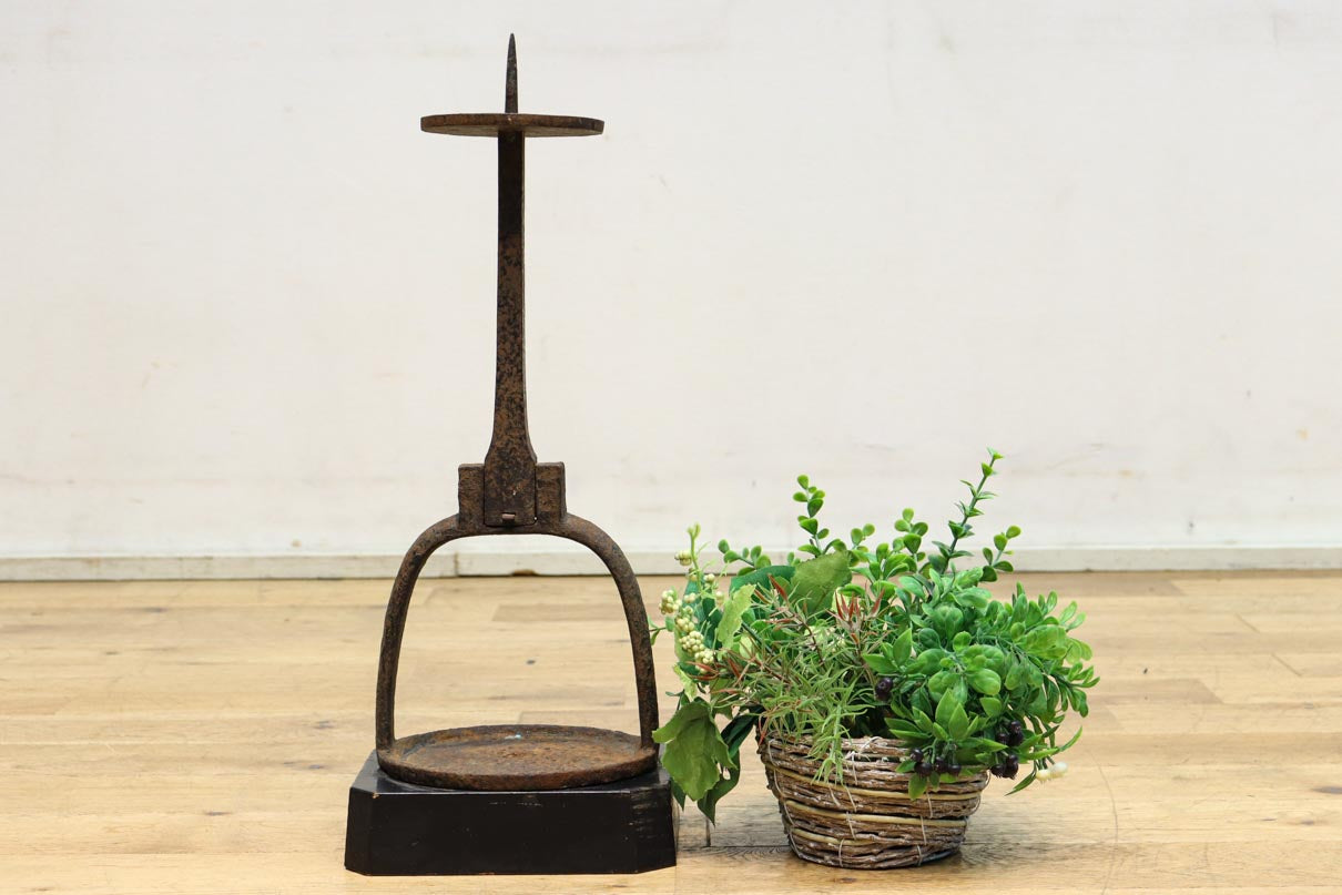Antique tools DC9032