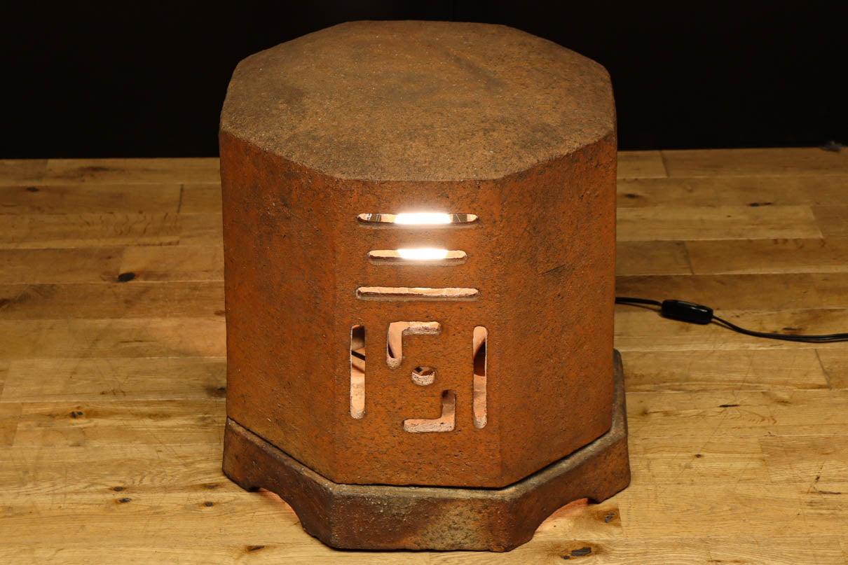Antique tool (Ceramic lantern) DC9105