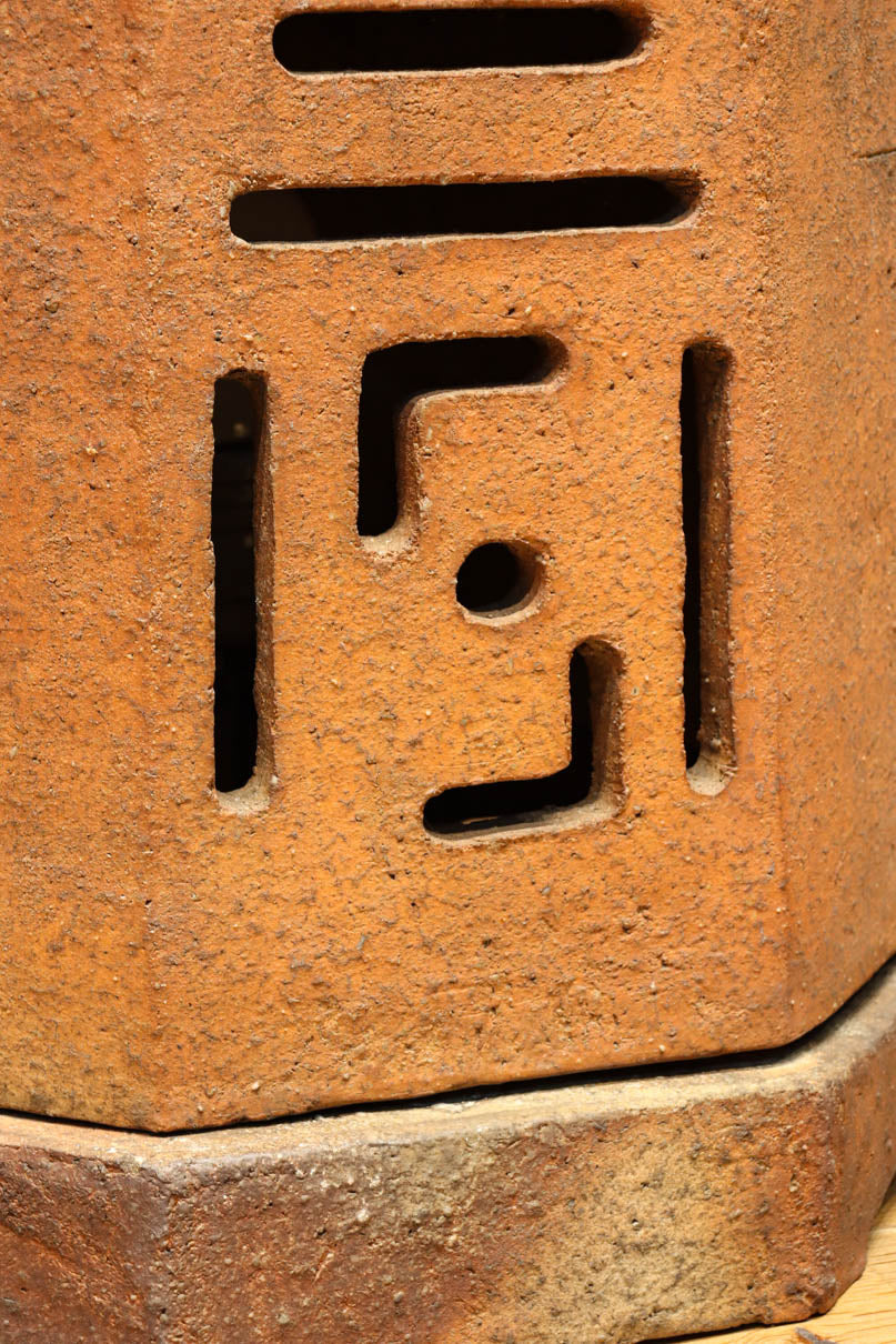 Antique tool (Ceramic lantern) DC9105