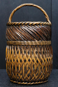 Antique tool (Bamboo woven flower basket) DC9114