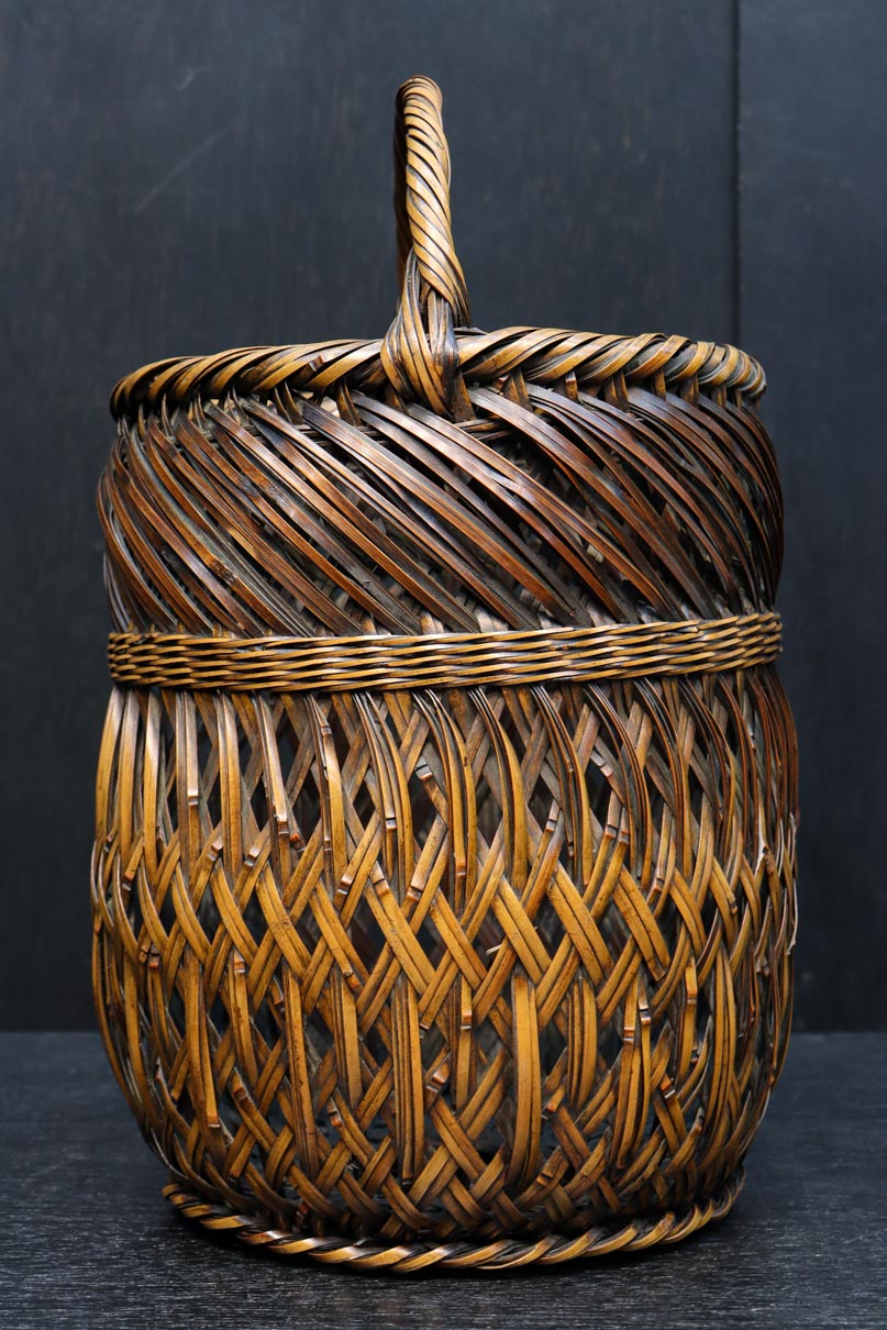 Antique tool (Bamboo woven flower basket) DC9114