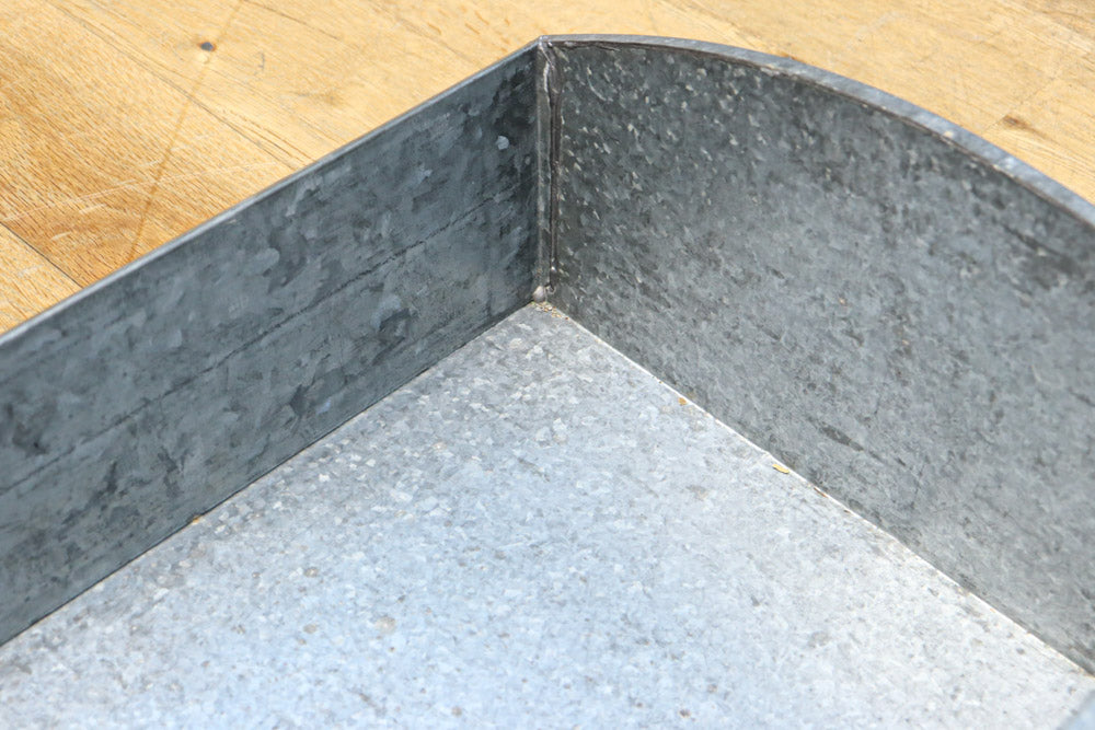 Antique tool box (Tin display case) DC9138