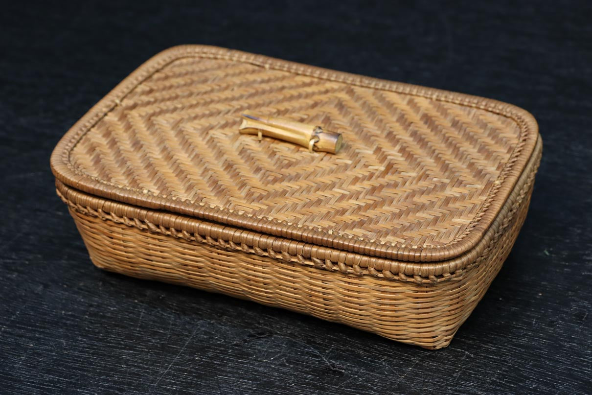 Antique tool box (Small bamboo basket) DC9143