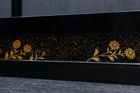 黒漆の色彩に菊花模様で上品な趣きある手提げ小箱　DC9155　在庫2個