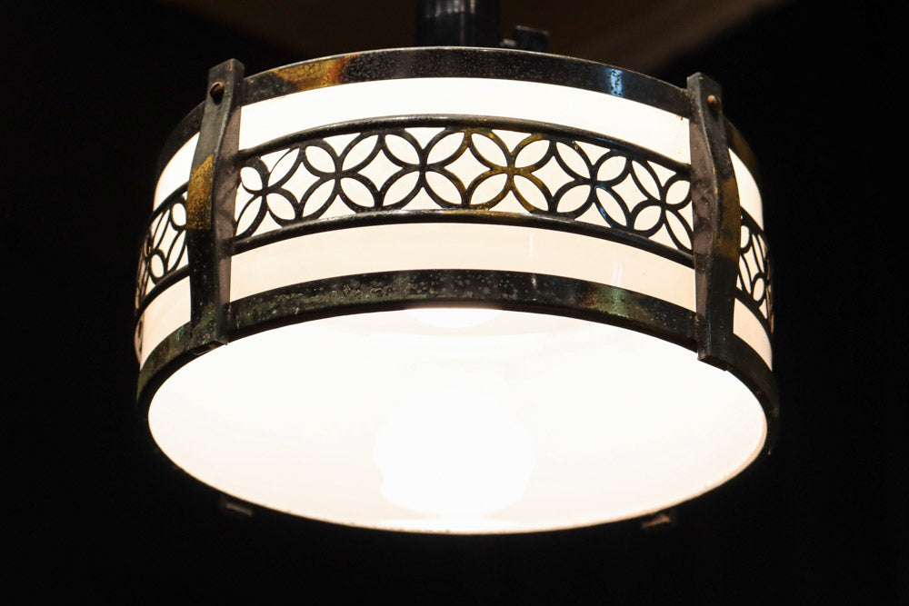 銅製七宝帯装飾でレトロ感溢れる電笠　DC9168