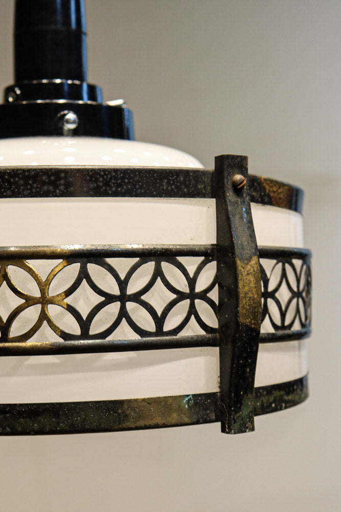 銅製七宝帯装飾でレトロ感溢れる電笠　DC9168