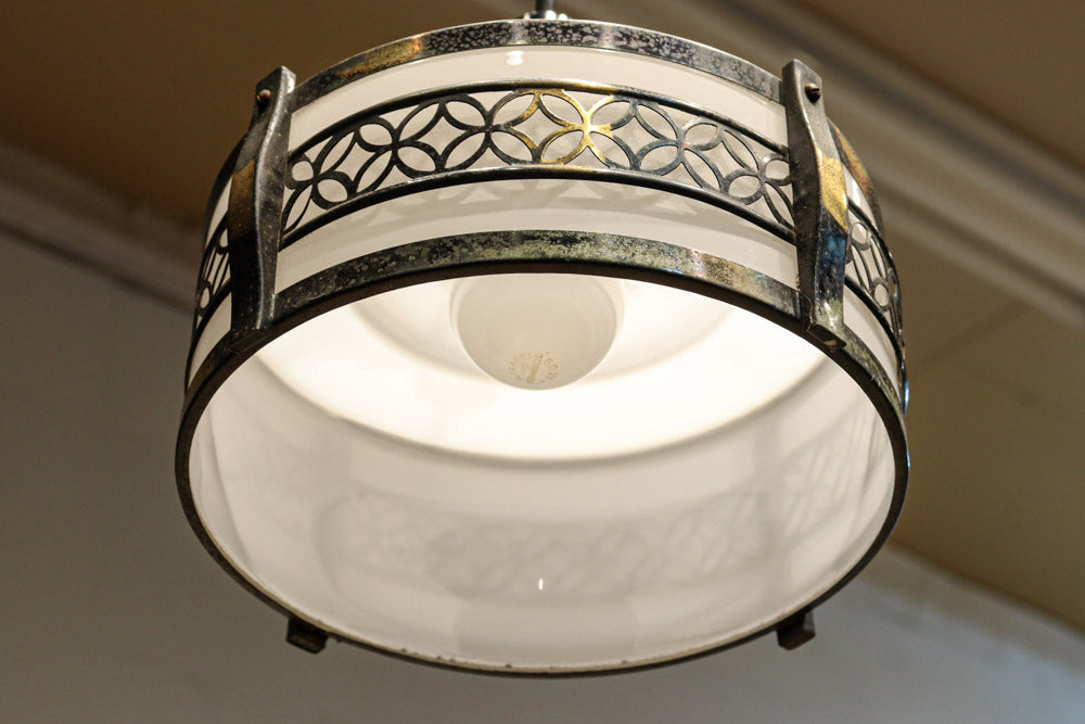 銅製七宝帯装飾でレトロ感溢れる電笠　DC9168