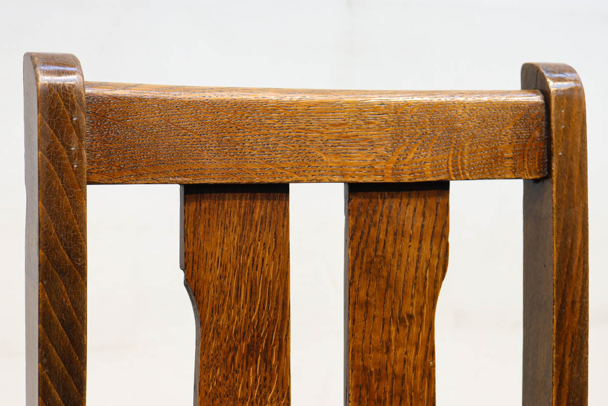 Chair DC9199