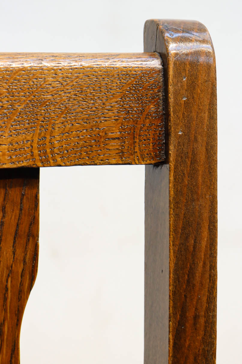 Chair DC9199