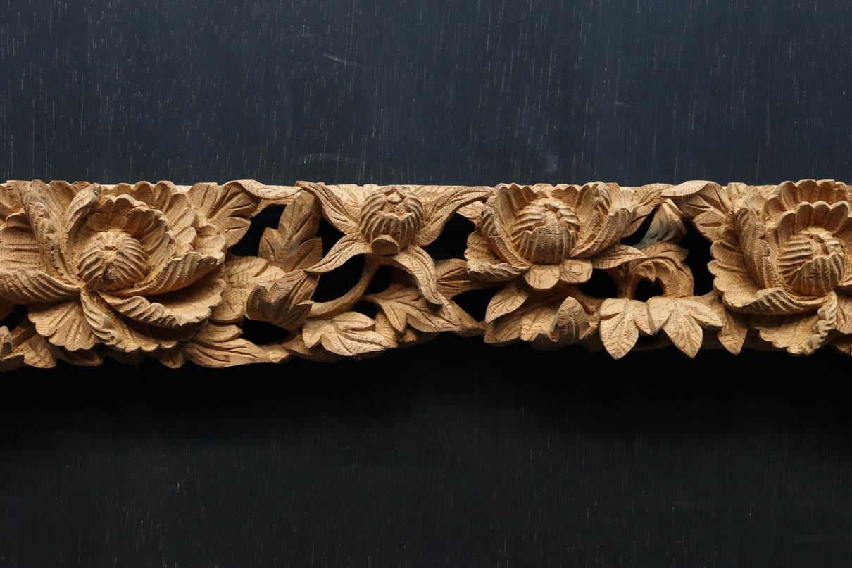 Antique tool (Lion carving decoration) DC9230