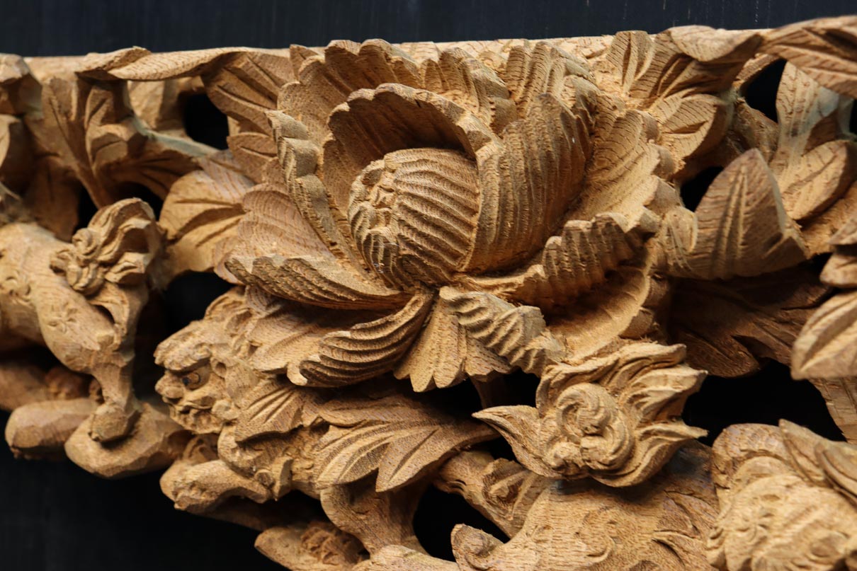 Antique tool (Lion carving decoration) DC9230