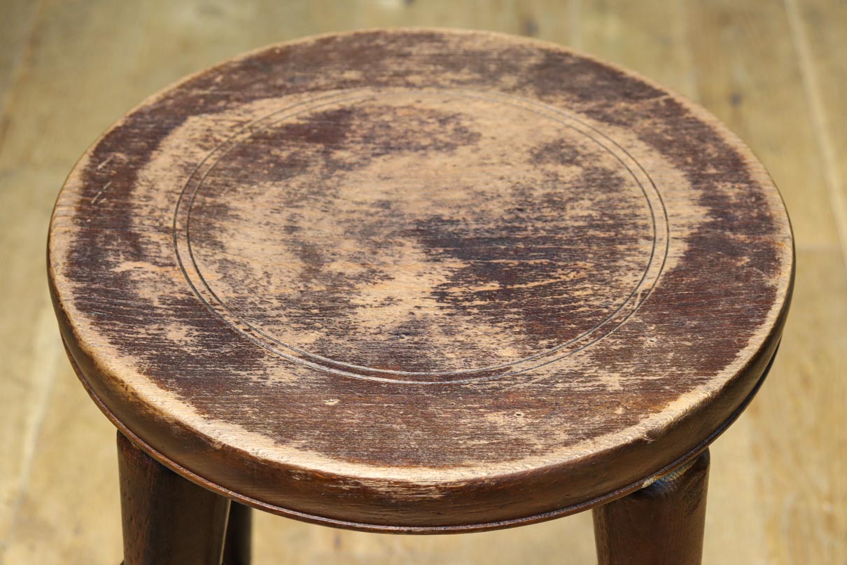 stool DC9232