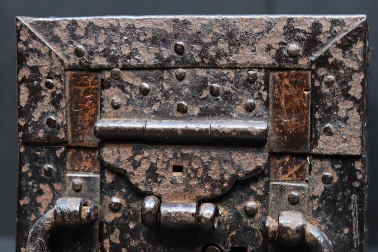 Antique tool (1000 ryo-Box) DC9238