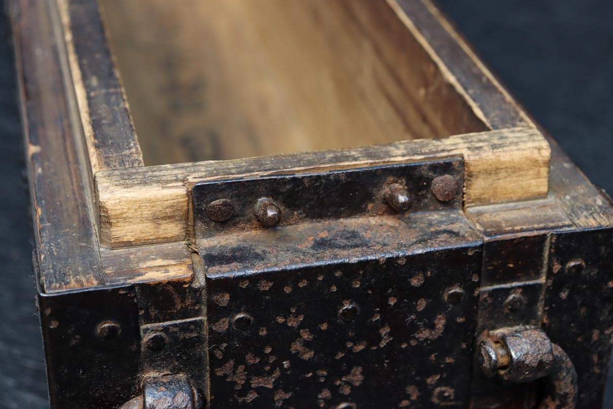 Antique tool (1000 ryo-Box) DC9238