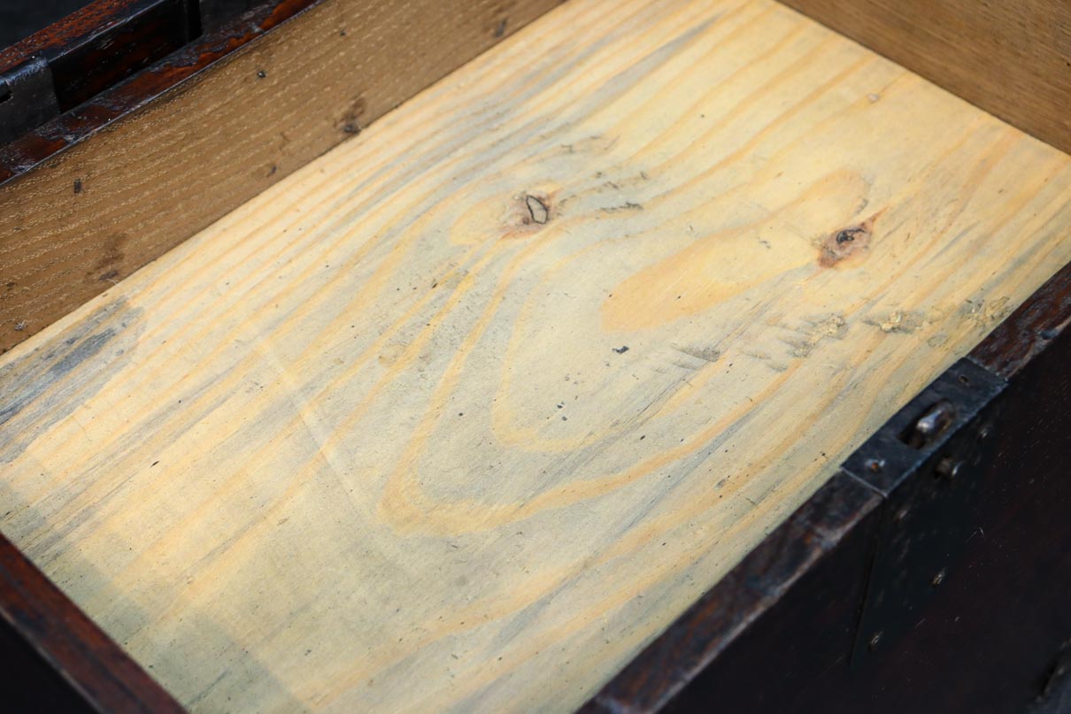 Antique tool box (Suzuri-bako) DC9239