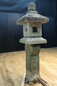 Antique tool (stone lantern) DC9264 