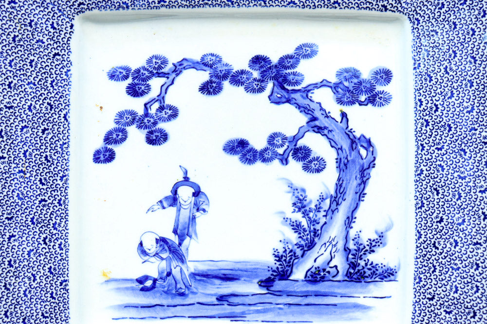 Koimari medium-sized square plate DC9267