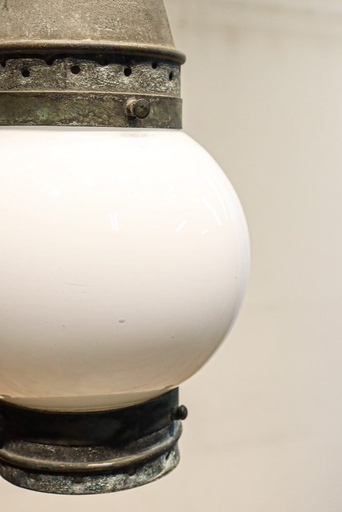 Unique-design lamp shade DC9509