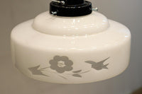 花と鳥の透かし模様で和の趣きある電笠　DC9513