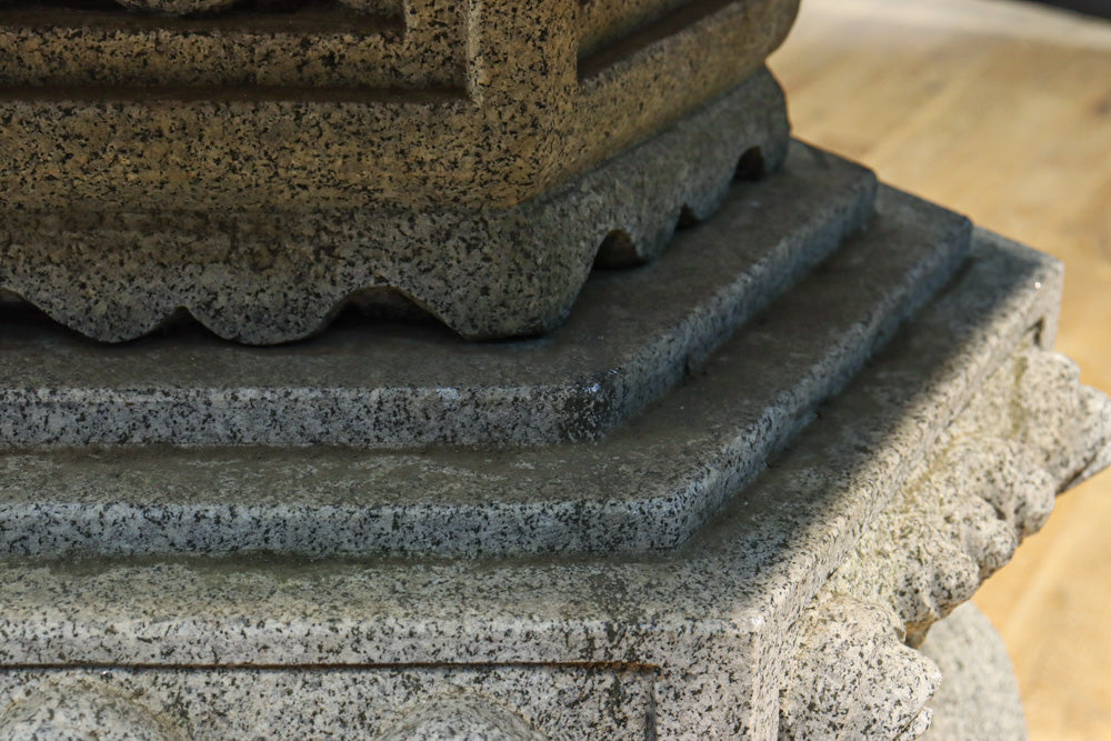 Big size Antique tool (stone lantern) DC9584