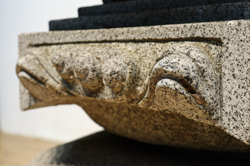 Big size Antique tool (stone lantern) DC9584