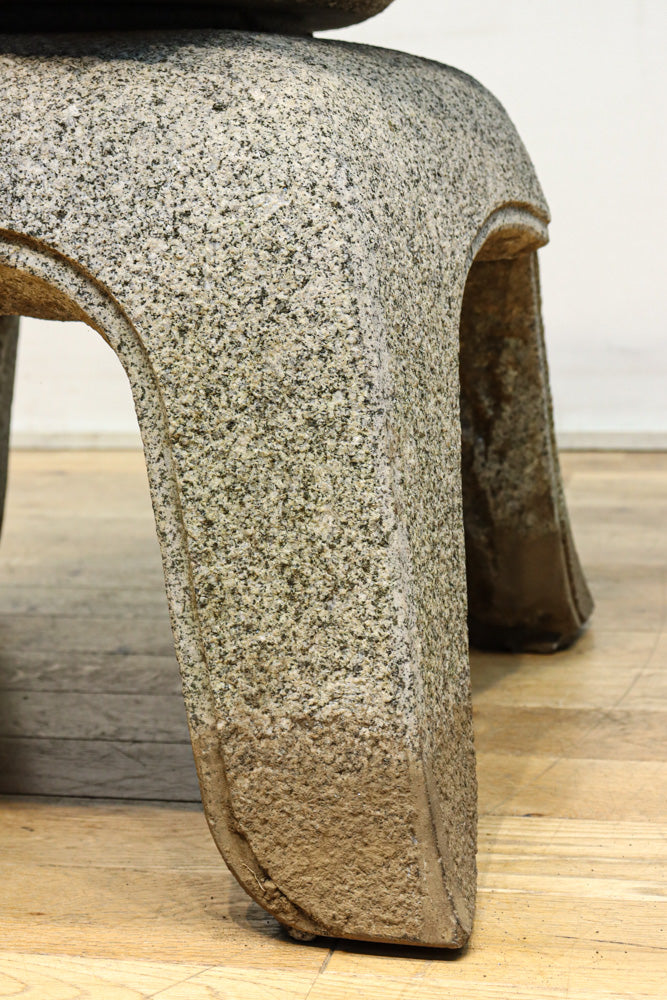 Big size Antique tool (stone lantern) DC9584