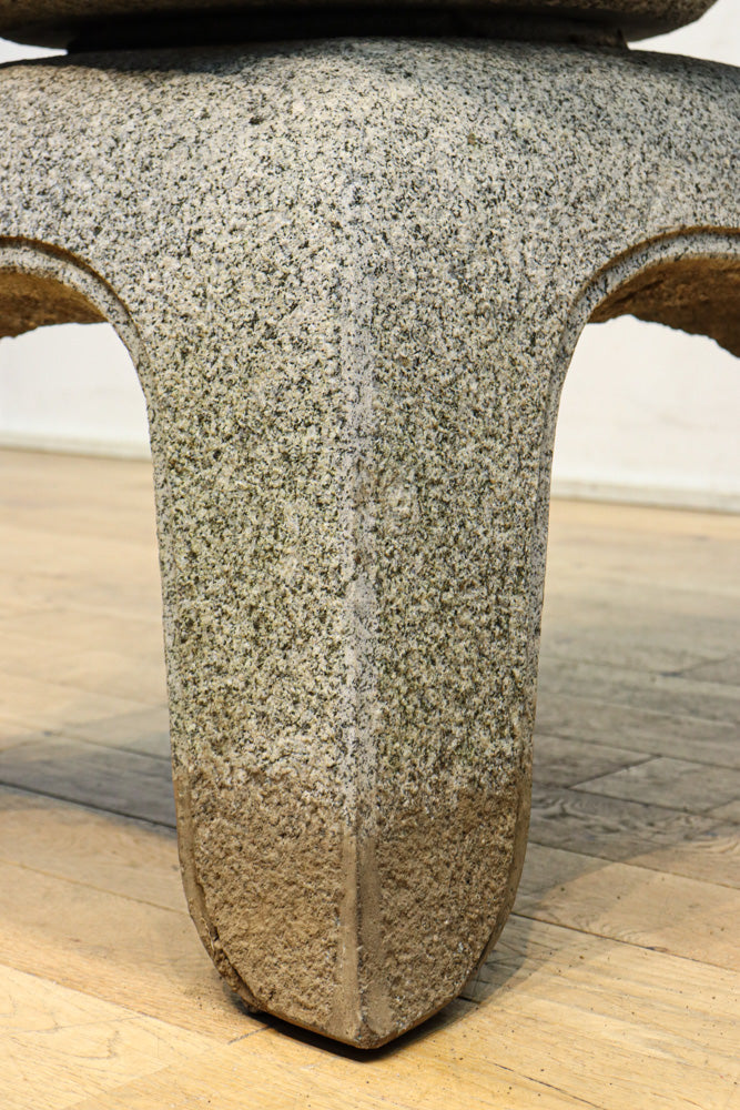 Big size Antique tool (stone lantern) DC9584