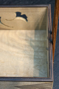 Small wooden carrying box DC9633