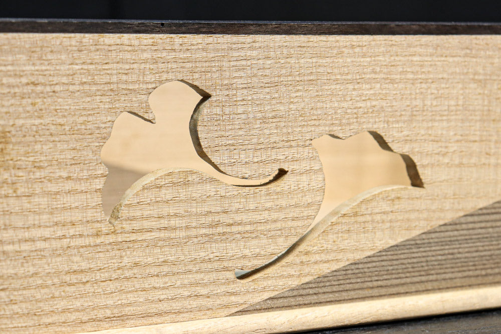 Small wooden carrying box DC9633