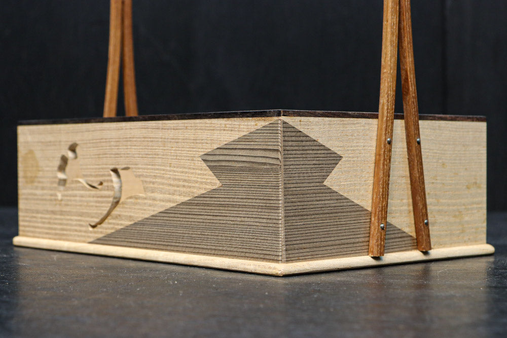 Small wooden carrying box DC9633