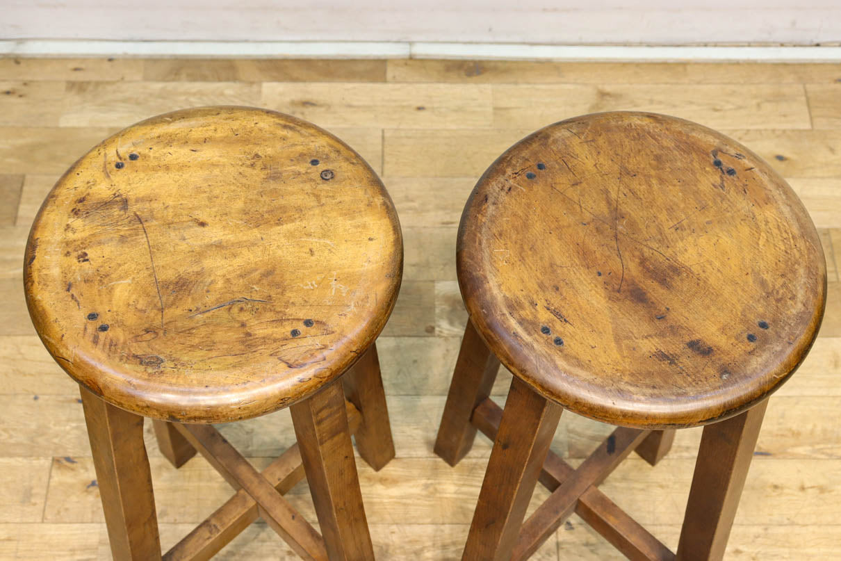 Stool DC9762ab