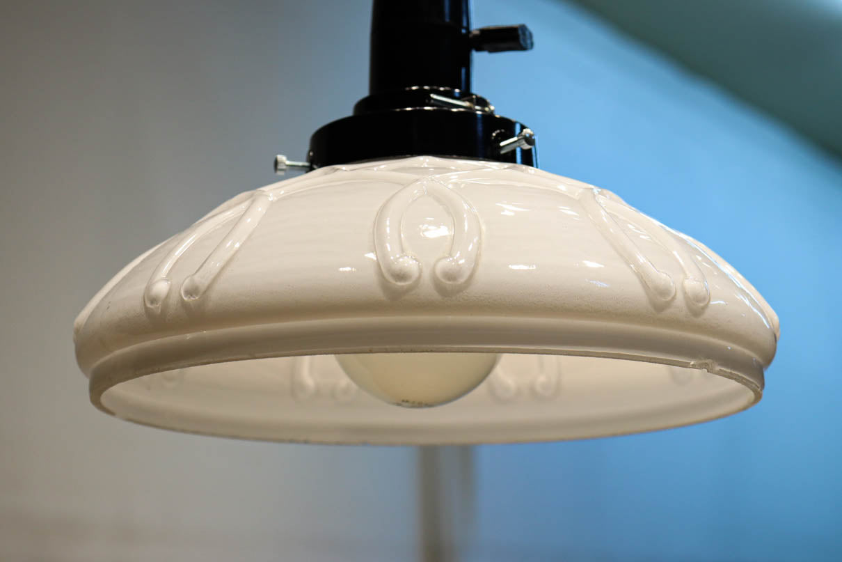 Pressed glass lamp shade DC9841
