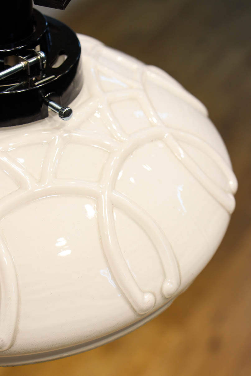 Pressed glass lamp shade DC9841