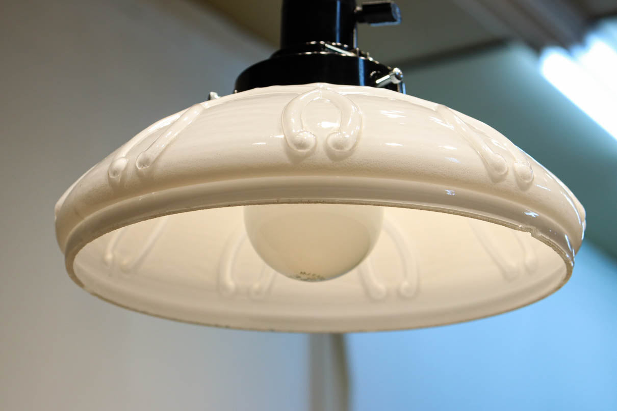Pressed glass lamp shade DC9841