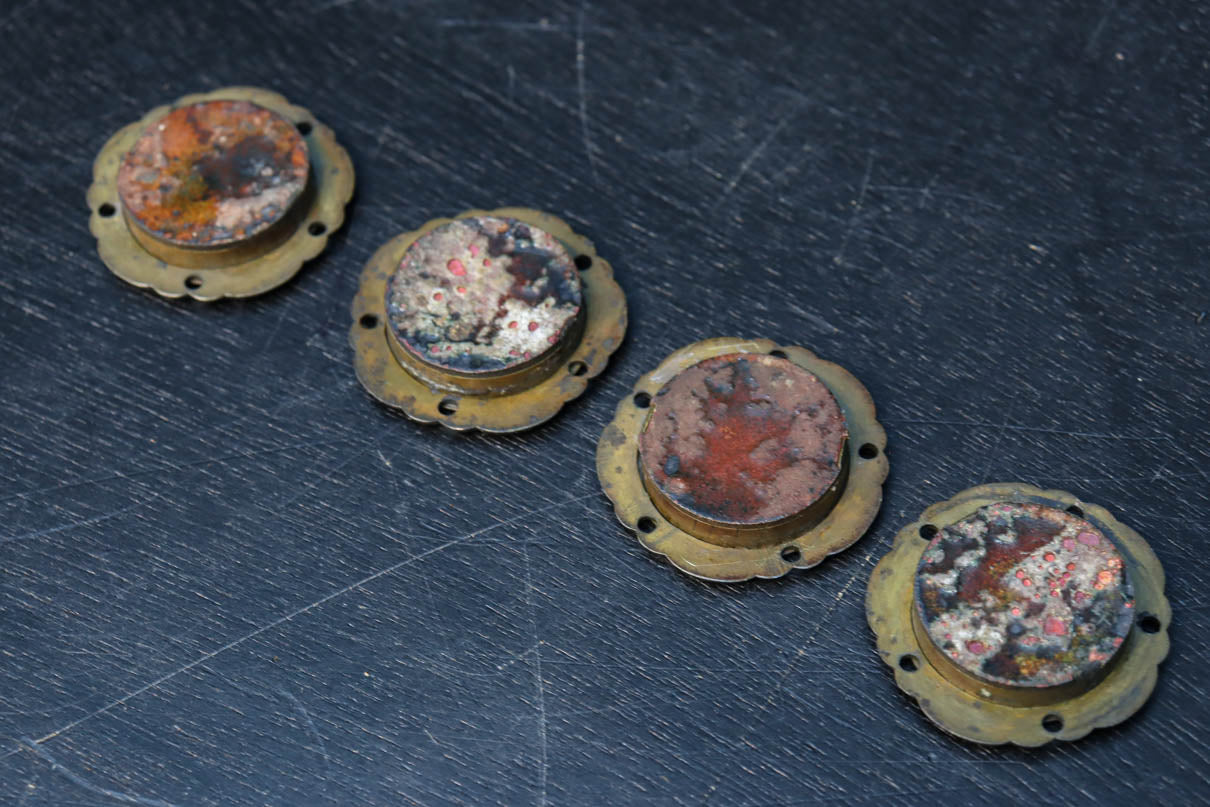 可愛らしい花柄入りの七宝焼き引手金具　DC9919　在庫4個1組