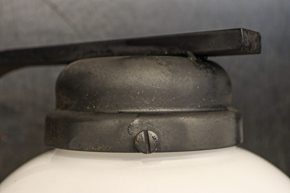 bracket DC9977