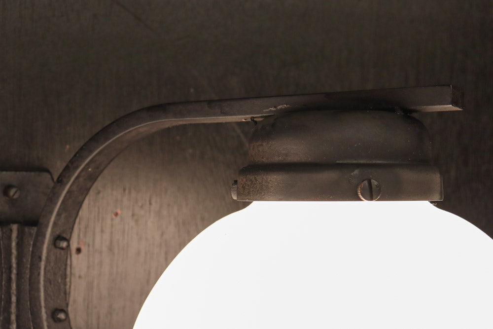 bracket DC9977