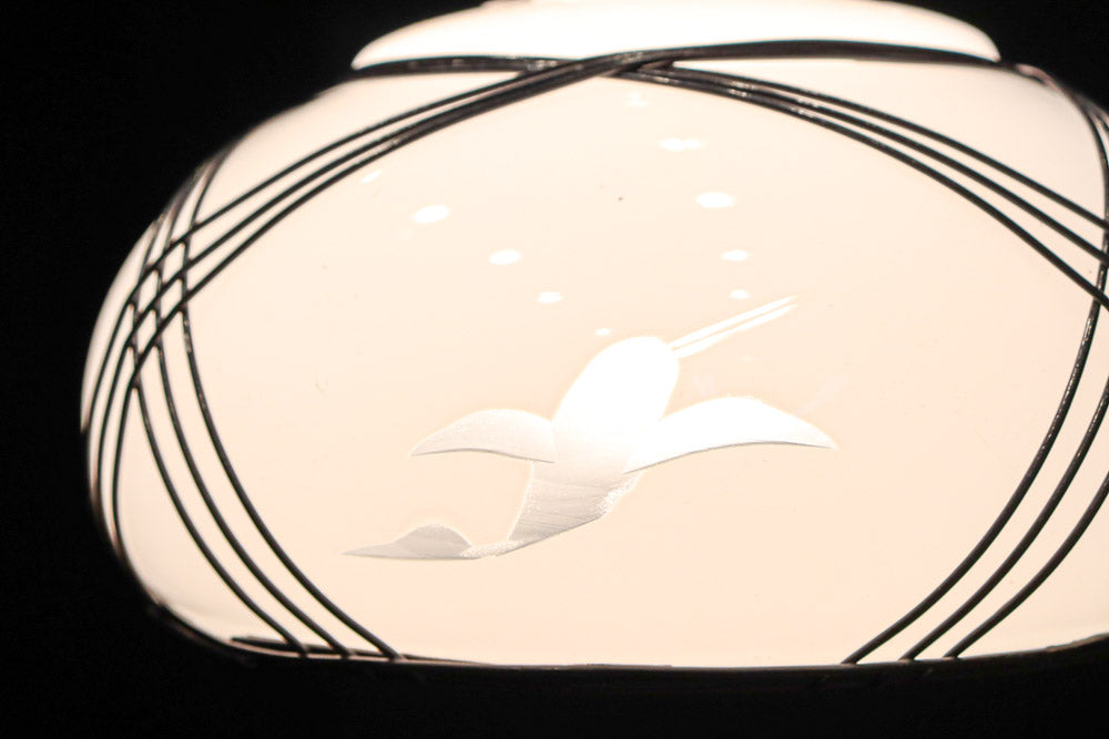 セル装飾が上品に飾る鳥の透かし絵が浮かぶ電笠　DC9978