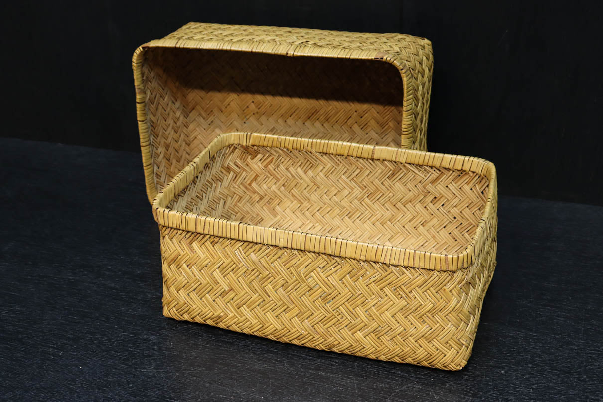 Antique tool box (Kouri) DC9987