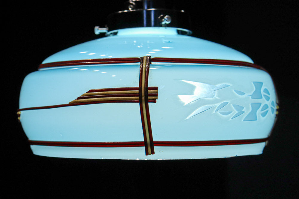 水色ガラスをセルフレームで飾る風流な電笠　DF1045