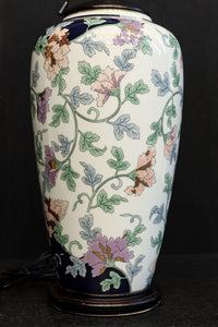 花唐草模様が描かれた気品あふれる陶器のスタンドライトDF1129