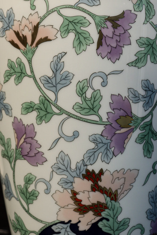 花唐草模様が描かれた気品あふれる陶器のスタンドライトDF1129