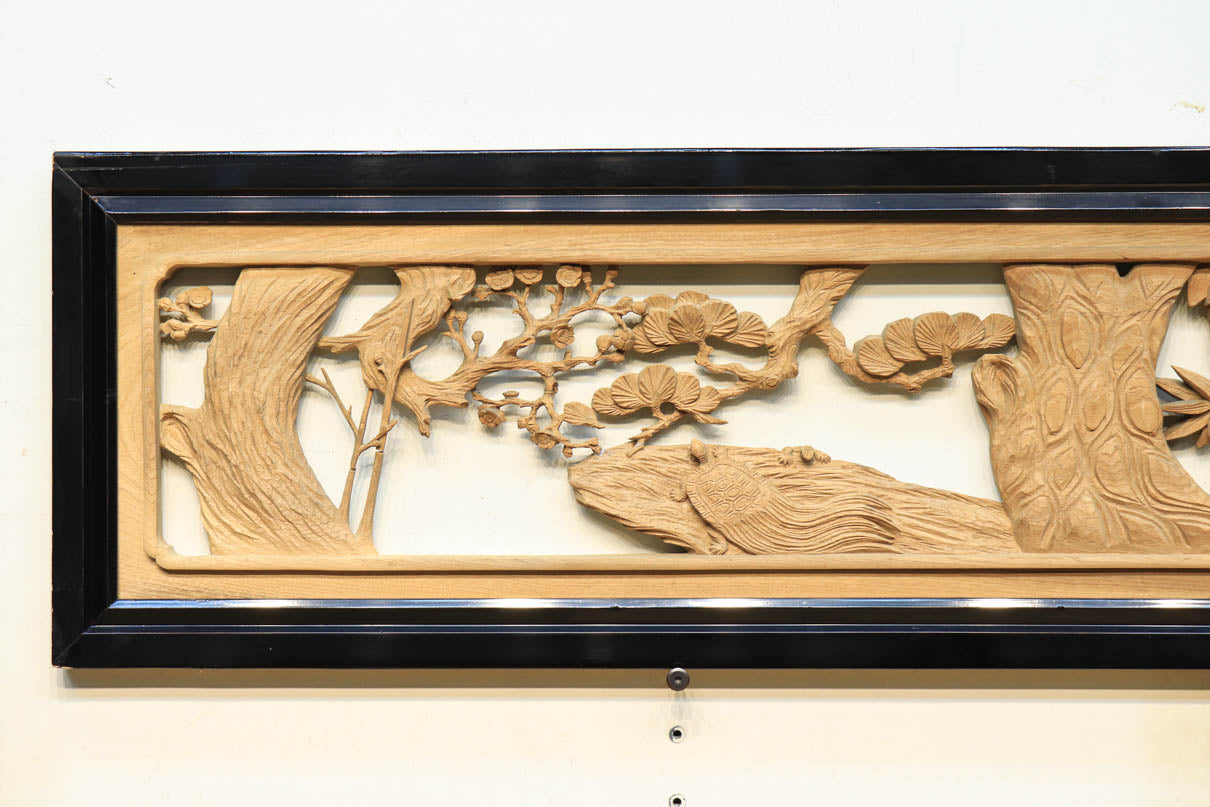 松竹梅と鶴亀を描いた華やかな彫刻欄間 EZ1477 在庫1枚 – 古福庵