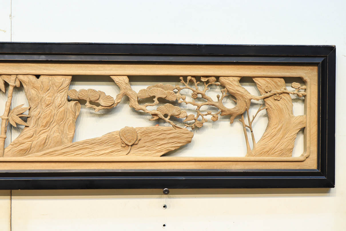 松竹梅と鶴亀を描いた華やかな彫刻欄間 EZ1477 在庫1枚 – 古福庵