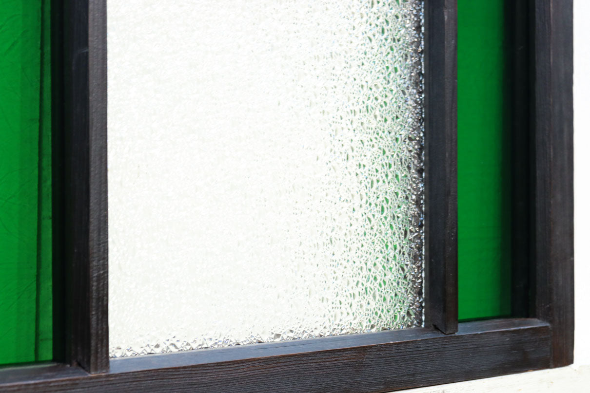 グリーンガラスが映えるガラス入りシンプル小型欄間　EZ1643　在庫1枚