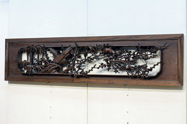 立体感あふれる竹梅の彫刻欄間　EZ1834　在庫1枚